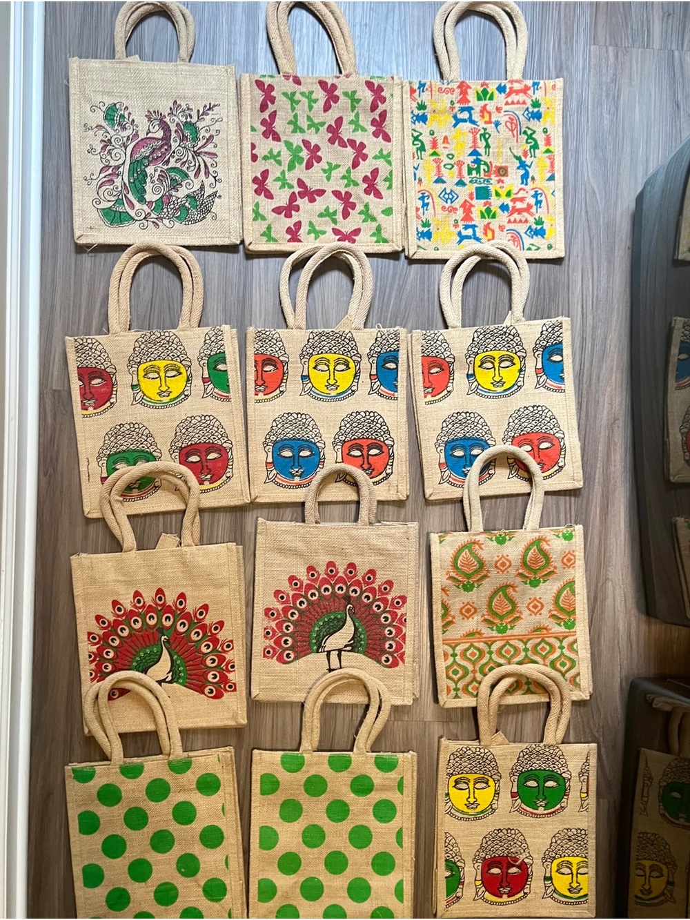 Jute/burlap bags for favors